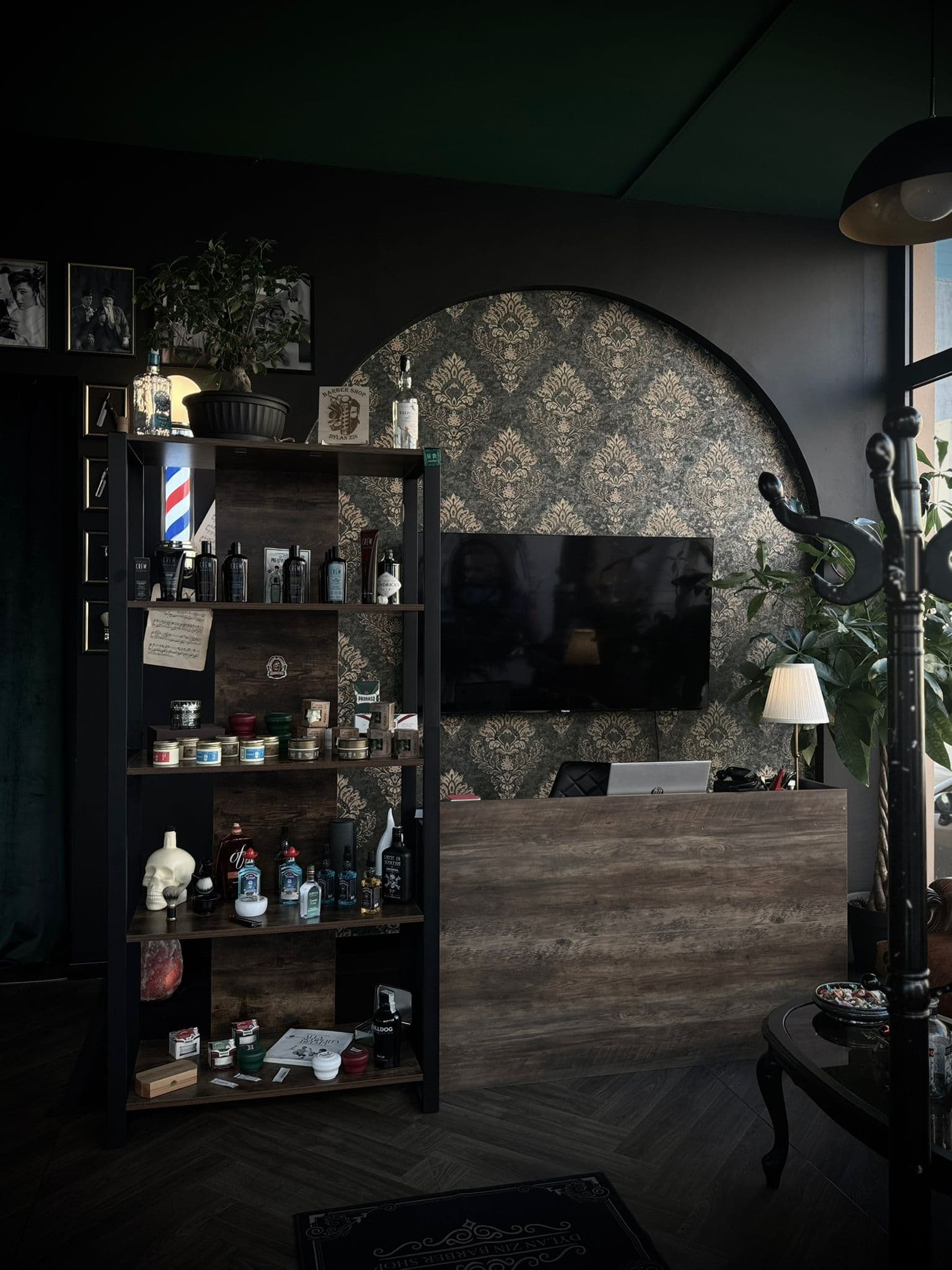 Interno del Dylan Zin Barber Shop